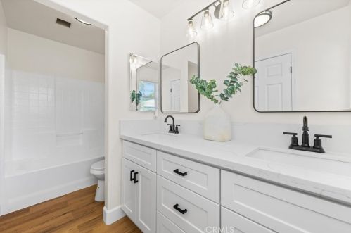 8802 Domingo St, Bakersfield CA 93313-5803 exterior