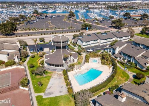 3604 Sunset Ln, Oxnard, CA 93035-4130