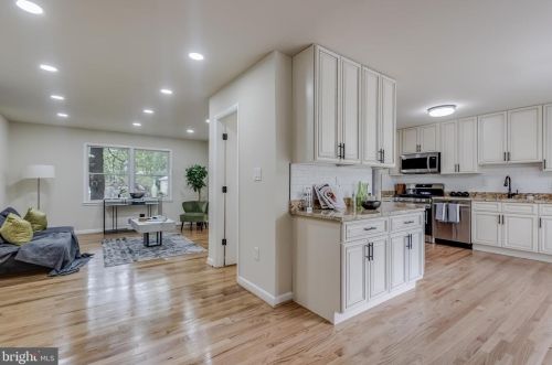 14908 Flintstone Ln, Silver Spring, MD 20905-5827