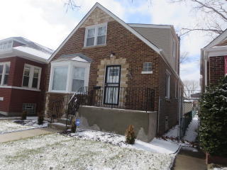 8434 Yates Blvd, Chicago IL  60617-2317 exterior