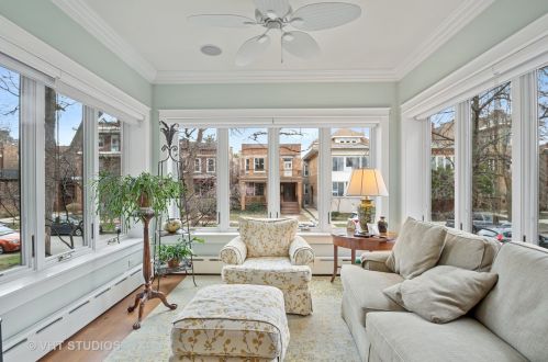 1318 Thorndale Ave, Chicago IL 60631-2287 exterior