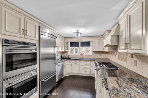 218 Chandler Rd, Jackson Twp NJ  08527-4339 exterior