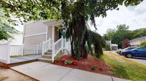 375 Salt Point Tpke, Poughkeepsie NY  12603-1055 exterior