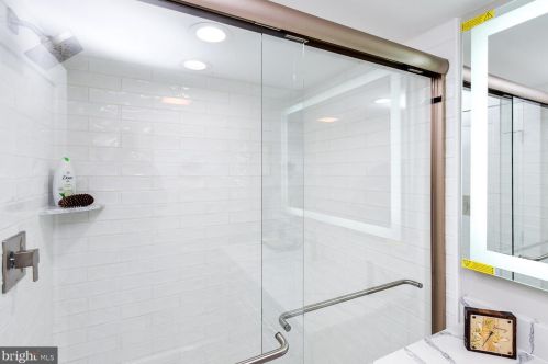 5200 New Hampshire Ave, Washington DC 20011-7920 exterior