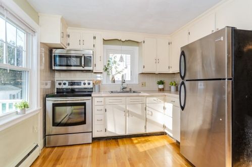 34 Columbia Blvd, Peabody MA 01960-6332 exterior