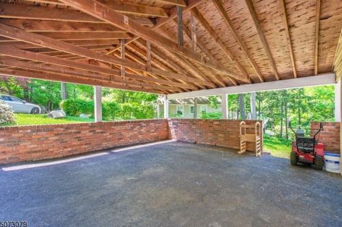 12 Fiddlers Elbow Trl, Kinnelon NJ  07405-2812 exterior