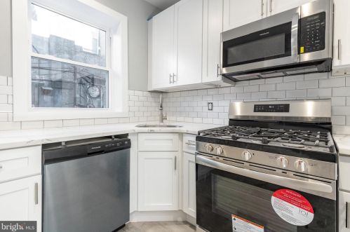 2230 Bonsall St, Philadelphia PA 19103-4303 exterior