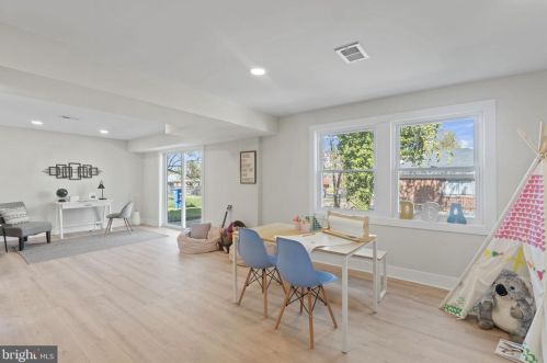 732 Adrian St, Washington DC  20019-4201 exterior