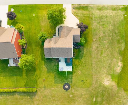 6308 Norfolk Dr, Meskegon MI 49444-7894 exterior