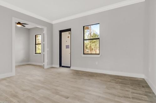 3376 8 Ave, Naples FL 34117-4993 exterior