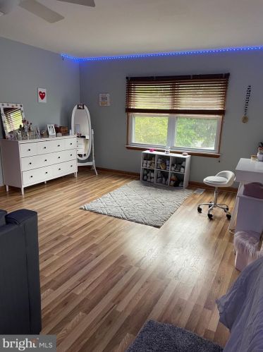 1208 High St, Haddon Heights NJ 08035-1843 exterior