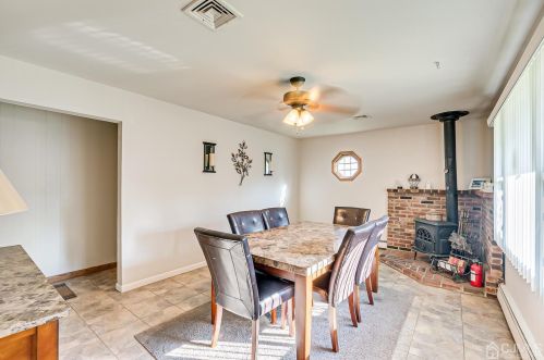 43 Kenmore Rd, Edison, NJ 08817-4009