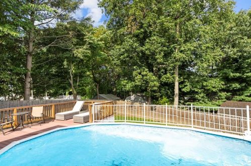 36 Mulberry Cir, Providence RI 02919-2534 exterior