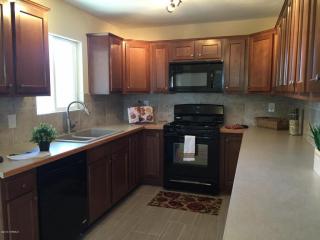 6750 Calle Dened, Tucson AZ  85710-5618 exterior