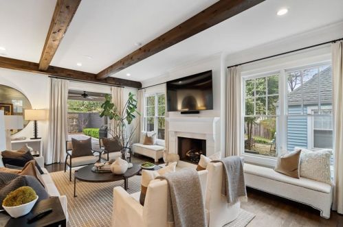 2652 Forrest Way, Atlanta GA  30305-3770 exterior