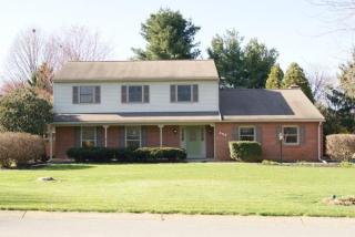455 Dolly Dr, Lancaster, PA 17601-3619