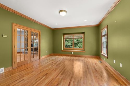 21 Chucta Rd, Seymour CT  06483-2240 exterior