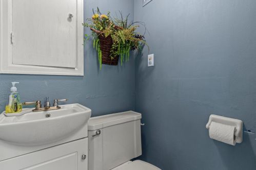 2649 65, Milwaukee WI 53214-1721 exterior