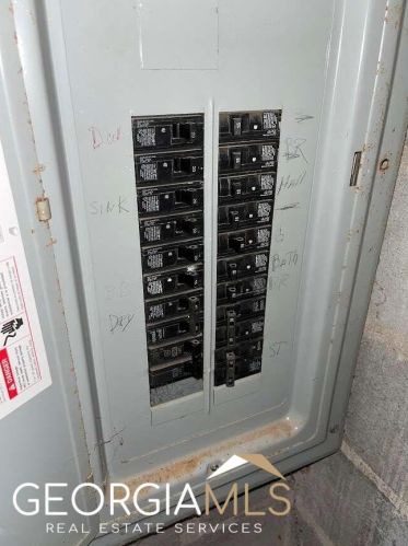 3625 Jackson St, Atlanta GA 30312-0013 exterior