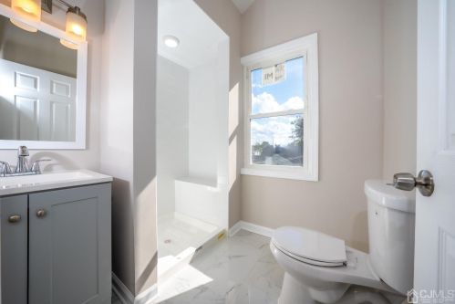 16 Wright St, Iselin NJ 08830 exterior