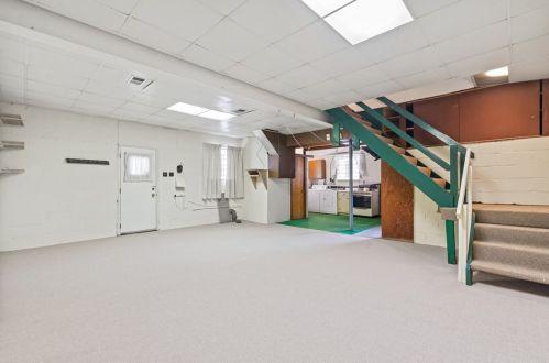 5811 Rodgers St, Pittsburgh PA 15207-2274 exterior