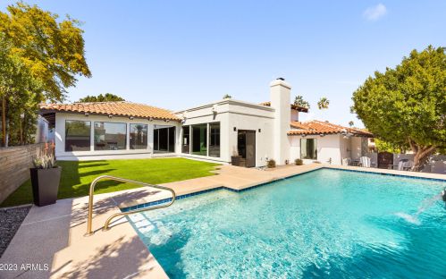 6264 31st Way, Phoenix AZ  85016-2327 exterior