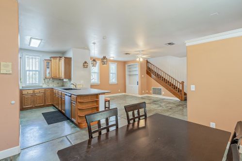 1070 Miles St, Tucson AZ 85719-6140 exterior