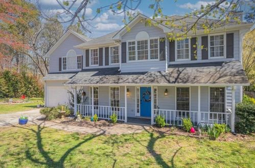 2802 Emerson Lake Dr, Lithonia GA  30078-6642 exterior