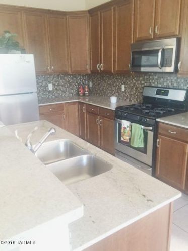 7976 Placita Marquitos, Tucson AZ  85704-4554 exterior