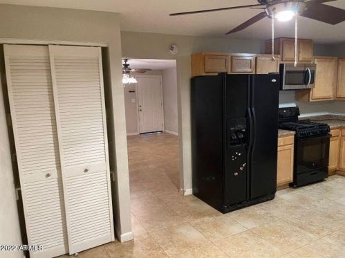 4202 72nd Ln, Phoenix AZ  85033-3111 exterior