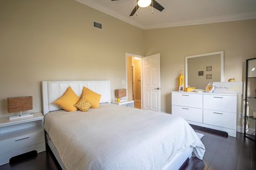 7195 Le Chalet Blvd, Boynton Beach FL 33472-5033 exterior