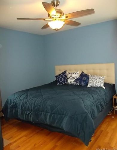 139 Sheridan Rd, Enfield CT 06082-4127 exterior