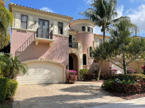17902 Monte Vista Dr, Boca Raton FL  33496-1054 exterior