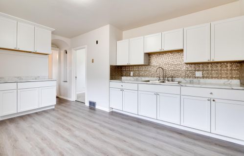 2032 69th St, Milwaukee, WI 53219-1319