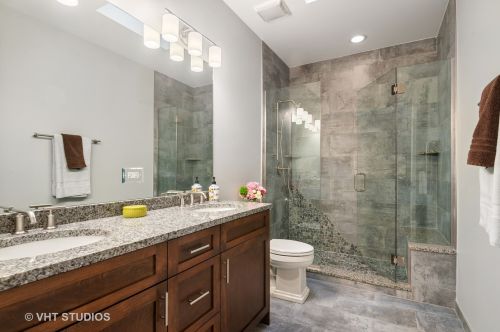 1654 Carmen Ave, Chicago IL 60640-2703 exterior