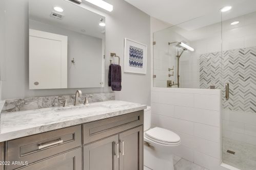 5828 3rd Ave, Phoenix AZ 85086-7201 exterior