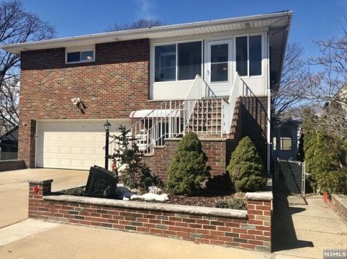 108 Summit Ter, Cliffside Park NJ  07010-2809 exterior