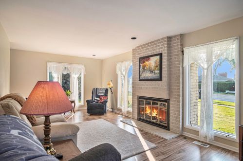 652 Ruddiman Dr, Meskegon MI 49445-2867 exterior