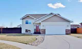 10090 Willmington Dr, Summerset SD  57718-6704 exterior