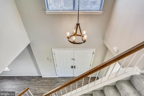 7834 Muirfield Ct, Rockville MD  20854-4077 exterior