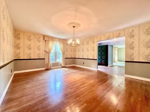 1228 Paloma Dr, Saint Louis MO 63131-1015 exterior