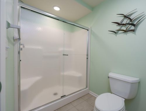 8690 Oakland Hl Cir, Kalamazoo MI 49024-5298 exterior