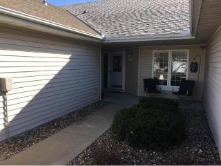 7913 Barrymore Ln, Saint Paul, MN 55125-4363