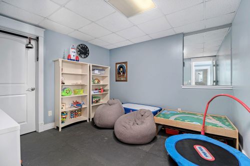 1234 Eagle Lk Dr, Kalamazoo MI 49009-8429 exterior