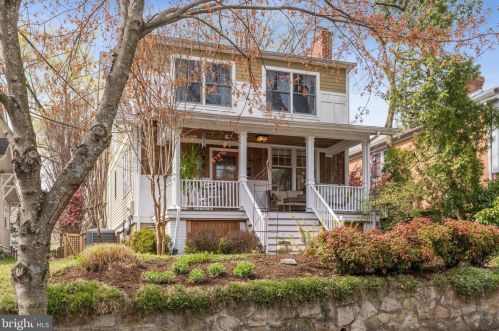 4612 Asbury Pl, Washington DC  20016-4325 exterior