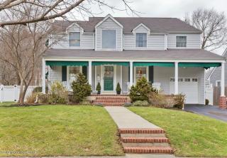 25 Silverbrook Rd, Red Bank, NJ 07702