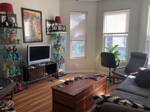 3604 Diversey Ave, Chicago, IL 60647-1126