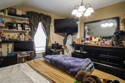 13 Beckside Rd, Providence RI 02911-1010 exterior