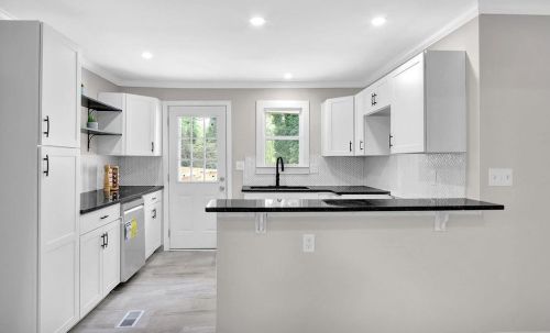 1309 Kenilworth Dr, Atlanta GA 30310-3941 exterior