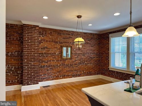 725 Shippen St, Lancaster PA 17602-2714 exterior